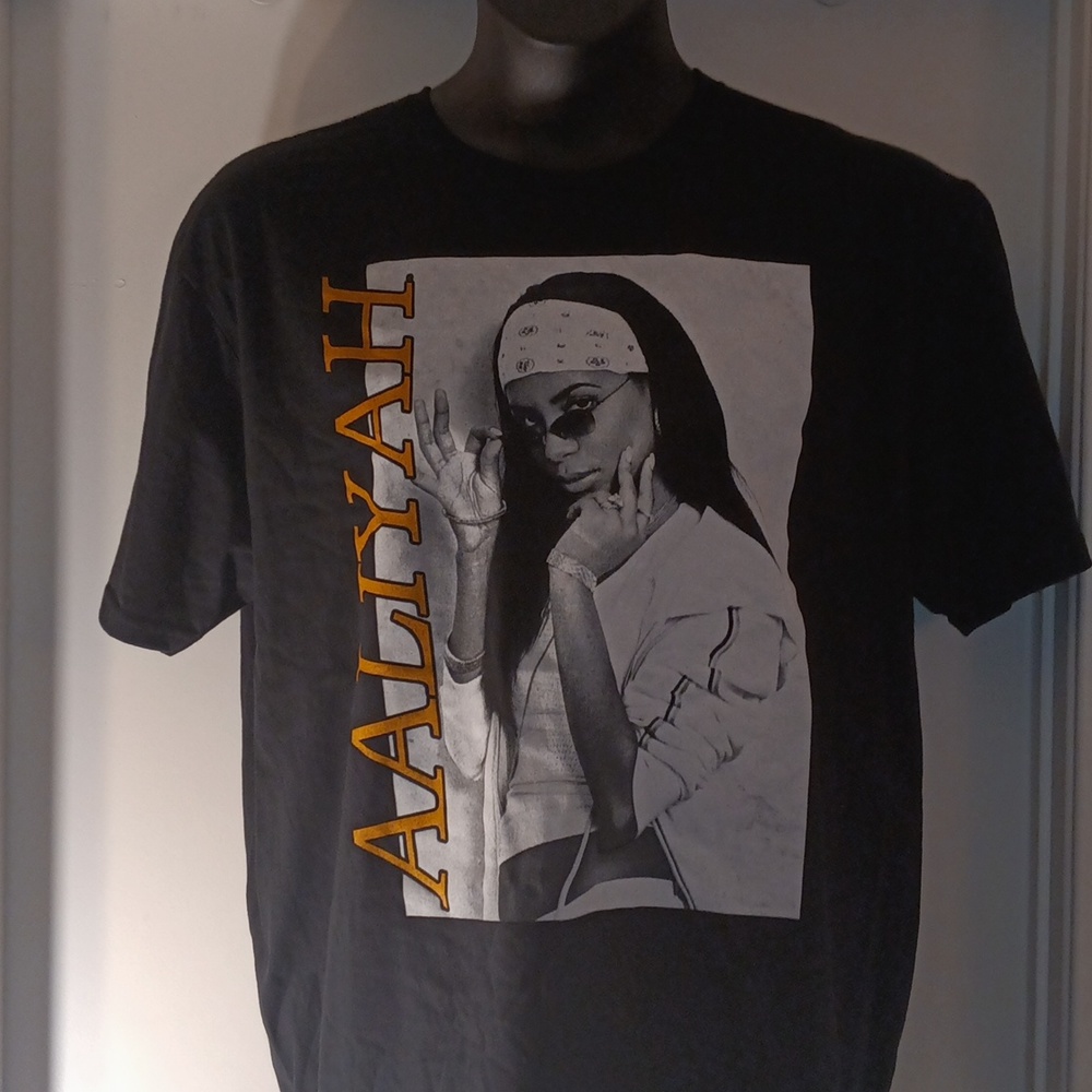 Authentic Aaliyah T-shirt